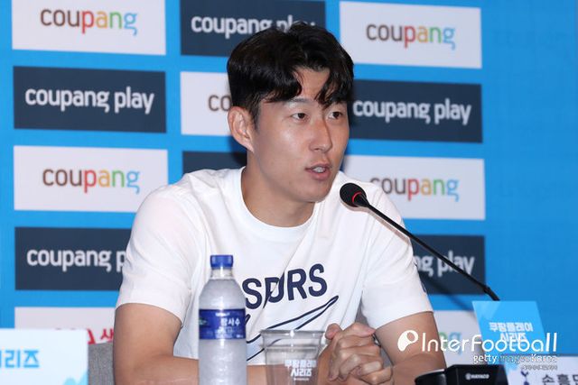 사진=게티 이미지/토트넘 훗스퍼는 30일 오전 0시 30분(이하 한국시간) 영국 맨체스터에 위치한 올드 트래포드에서 열린 2024-25시즌 프리미어리그(PL) 6라운드에서 맨체스터 유나이티드와 맞대결을 펼친다.&nbsp;경기를 앞두고 엔제 포스테코글루 감독은 “손흥민도 나쁘지 않은 것 같다”라고 이야기했다.