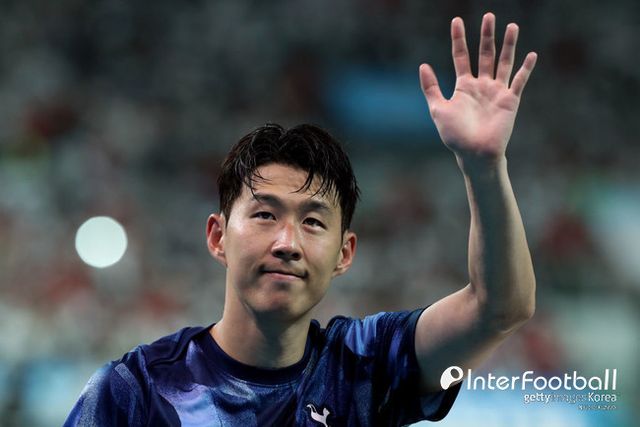 사진=게티 이미지/토트넘 훗스퍼는 30일 오전 0시 30분(이하 한국시간) 영국 맨체스터에 위치한 올드 트래포드에서 열린 2024-25시즌 프리미어리그(PL) 6라운드에서 맨체스터 유나이티드와 맞대결을 펼친다.&nbsp;경기를 앞두고 엔제 포스테코글루 감독은 “손흥민도 나쁘지 않은 것 같다”라고 이야기했다.