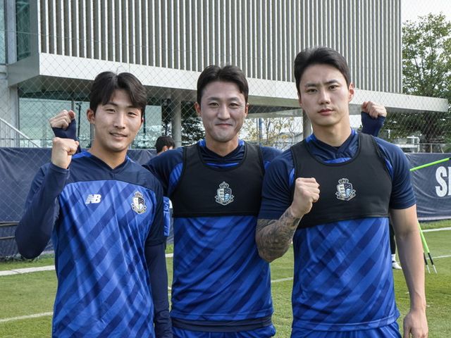 [사진 = 서울 이랜드]&nbsp;좌측부터 부주장 박창환, 주장 김오규, 부주장 곽윤호
