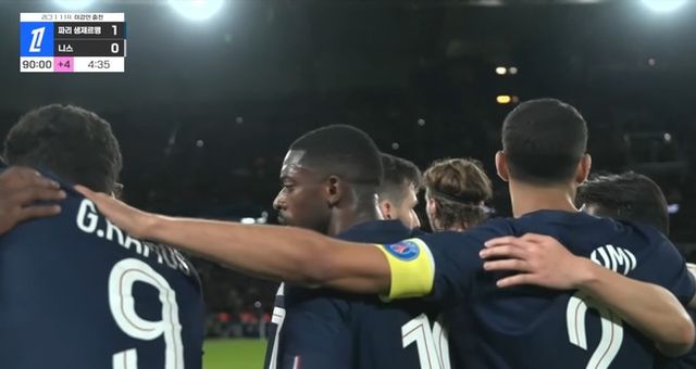 사진 = 쿠팡플레이 중계화면 캡처 / 하키미 오른쪽 이강인