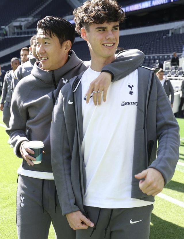 사진= 그레이 SNS