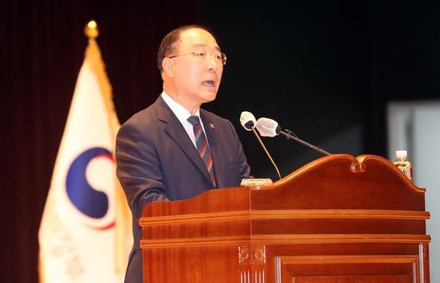 홍남기 전 경제부총리 ⓒ 뉴시스
