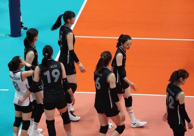 17년 만에 아시안게임 노메달에 그친 여자대표팀. ⓒ 뉴시스