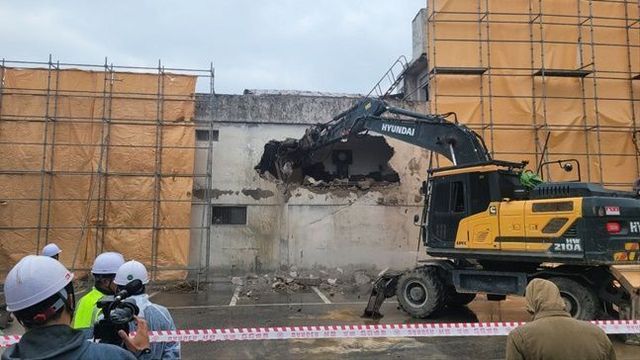 허물어지는 원주 아카데미극장ⓒ뉴시스