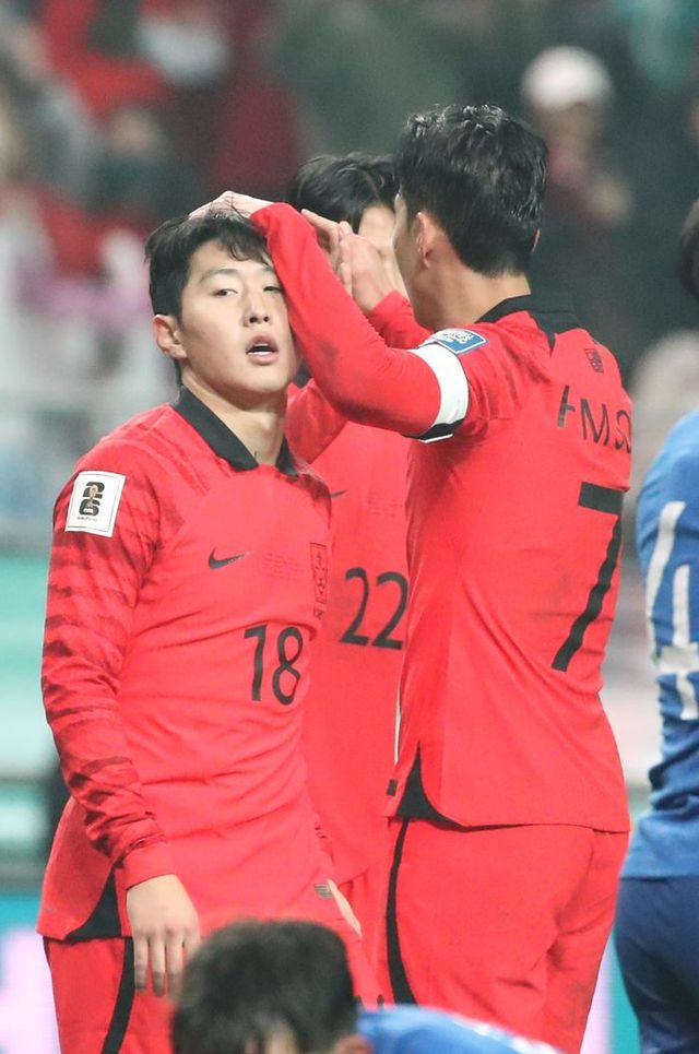 2026 북중미 월드컵 아시아 2차 예선 C조 1차전 대한민국-싱가포르의 경기가 16일 오후 서울 상암동 서울월드컵경기장에서 열렸다. 한국축구대표팀 이강인이 다섯 번째 골을 성공시키고 있다. ⓒ데일리안 방규현 기자