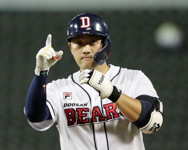 양석환과 4+2년 78억원의 계약을 성사시킨 두산. ⓒ 뉴시스