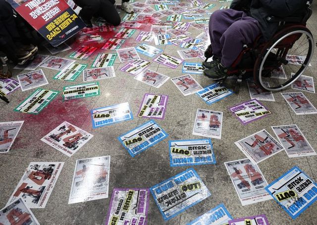 13일 오전 서울 용산구 삼각지역 승강장에서 열린 