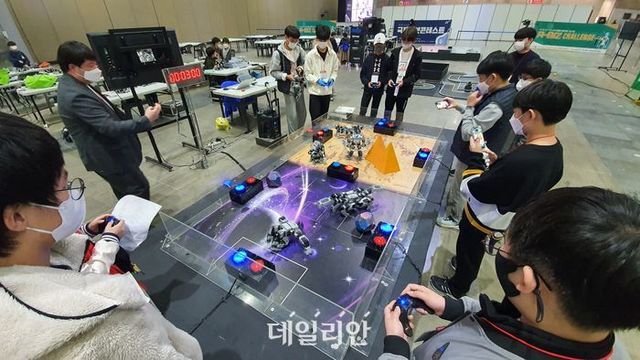 스팀컵 대회모습.ⓒ한국로봇산업진흥원