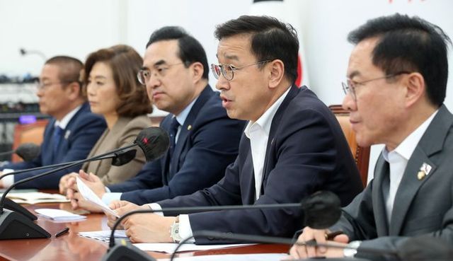 더불어민주당 후쿠시마오염수방출저지대응단 위성곤 단장이 10일 오후 서울 여의도 국회에서 열린 