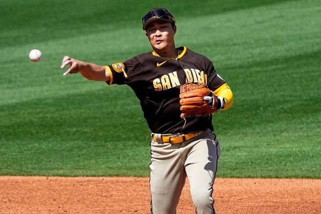 모처럼 유격수로 출장한 김하성.(자료사진) ⓒ AP=뉴시스