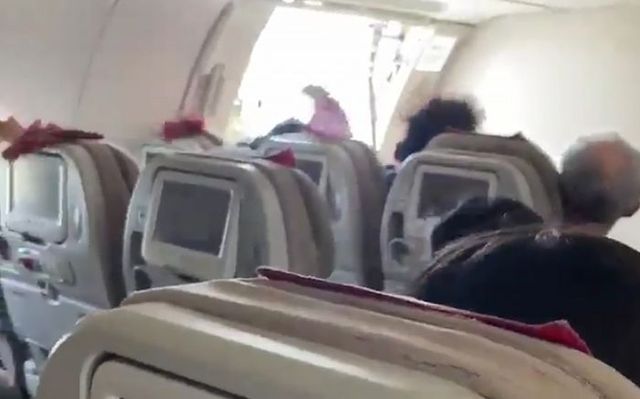 아시아나 여객기 착륙 직전 개문 비행.ⓒ연합뉴스