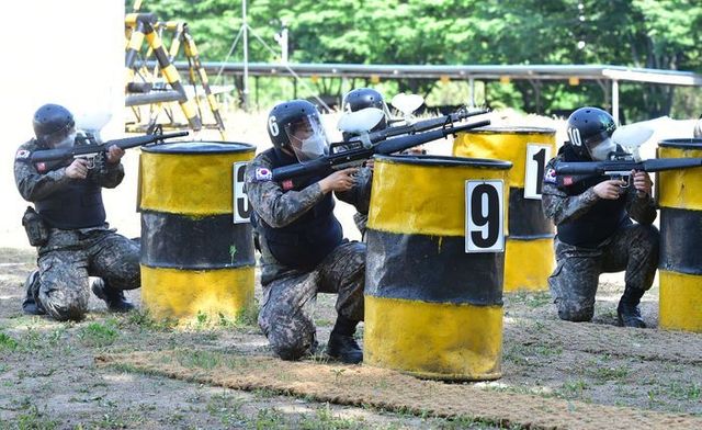 훈련받는 예비군 모습 ⓒ 뉴시스