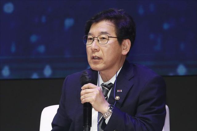 최상대 기획재정부 제2차관이 20일 오전 서울 강남 코엑스에서 ‘정책평가, 새 지평을 열다’를 주제로 열린 2023 PERI-데일리안 심포지엄에서 토론자로 나서 발언하고 있다. ⓒ데일리안 홍금표기자