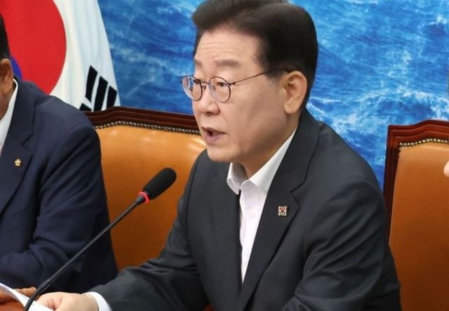 더불어민주당 이재명 대표가 21일 오전 서울 여의도 국회에서 열린 최고위원회의에서 발언하고 있다.ⓒ연합뉴스