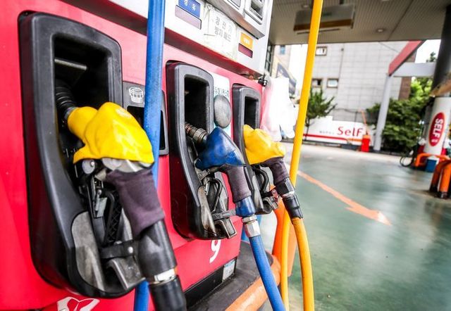 한 주유소의 주유기 모습.ⓒ뉴시스
