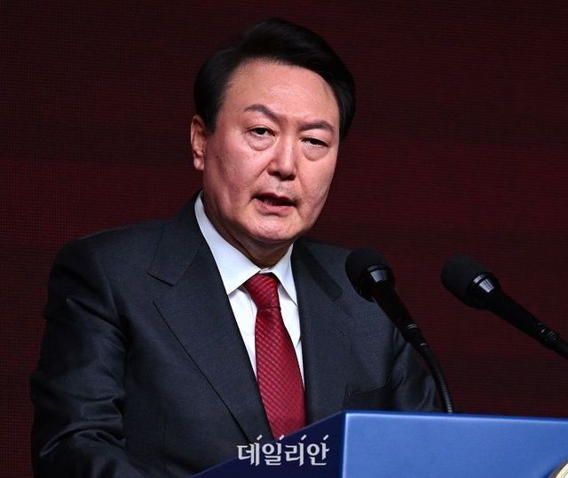 윤석열 대통령이 지난 3월 경기 일산 킨텍스에서 열린 국민의힘 제3차 전당대회에서 축사를 하고 있다. ⓒ데일리안 DB