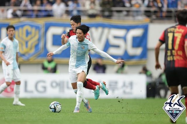 서울은 울산을 상대로 17경기 연속 이기지 못했다. ⓒ 한국프로축구연맹