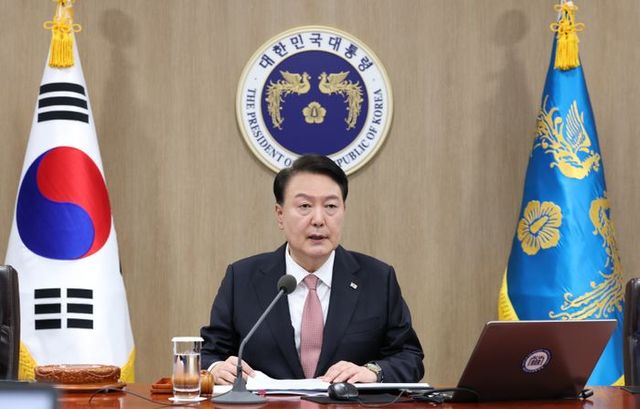 윤석열 대통령이 25일 서울 용산 대통령실 청사에서 국무회의를 주재하고 있다. ⓒ대통령실