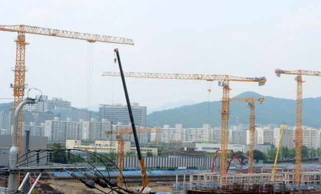 태영건설의 워크아웃이 확정된 가운데 건설업계가 부동산 프로젝트파이낸싱(PF)의 위기를 무사히 넘길 수 있을지 귀추가 주목된다.ⓒ뉴시스