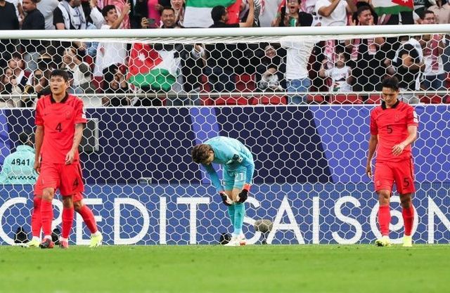 요르단전 동점 자책골 기록한 박용우(맨 오른쪽). ⓒ 뉴시스