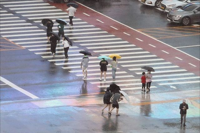 18일인 오늘은 전국 대부분이 비가 오겠다.(자료사진)ⓒ데일리안 홍금표 기자