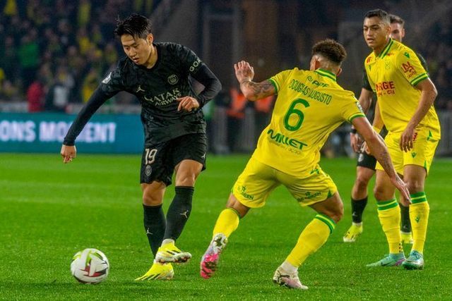 FC 낭트와 원정 경기에 나선 이강인. ⓒ AP=뉴시스