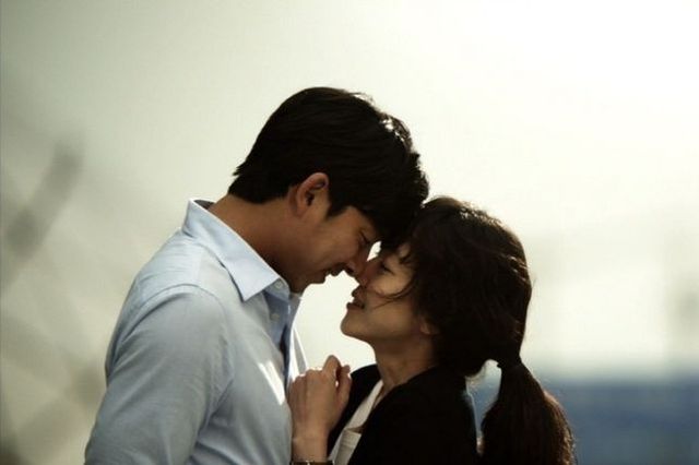 배우 임수정의 멜로, 추억의 한 페이지에서 꺼내 온 듯 ‘진짜’ 연기 ⓒ