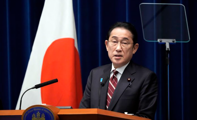 기시다 후비오 일본 총리가 지난달 28일 도쿄 총리 관저에서 기자회견을 하고 있다. ⓒAP/뉴시스