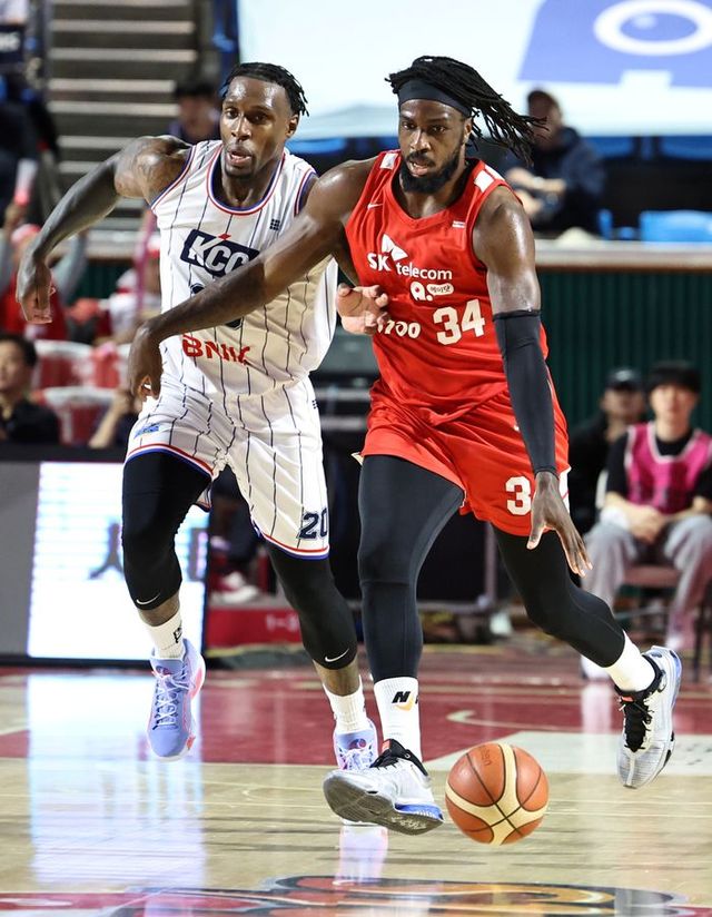 라건아-자밀 워니. ⓒ 뉴시스