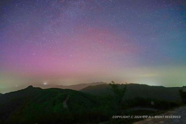 강원도 화천에서 용인어린이천문대 소속 천문가인 박정하씨가 촬영한 오로라 모습.(사진=한국천문연구원 제공)ⓒ뉴시스