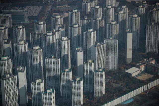 올해 1순위 청약 접수를 진행한 전국 아파트 99개 단지 중 52곳의 1순위 평균 청약 경쟁률이 1대 1을 밑돌았다.ⓒ뉴시스