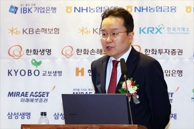 정준혁 서울대학교 법학전문대학원 교수가 23일 오전 서울 여의도 CCMM빌딩에서 