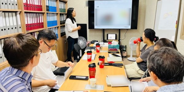 정책학 박사인 김태은 대표는 사회과학 분야의 연구용역 및 정책평가를 하는 태은랩앤코를 통한 다양한 활동도 전개해가고 있다. ⓒ(주)더필드플레이어·태은랩앤코