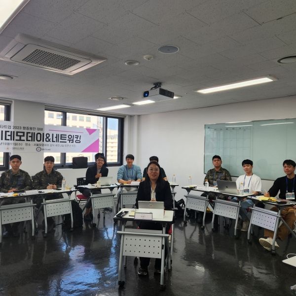 (주)더필드플레이어는 ‘우리는 창업가를 존경합니다’는 미션을 바탕으로 창업가들의 목표 달성을 위한 다양한 도움을 제공하고 있다. ⓒ(주)더필드플레이어·태은랩앤코