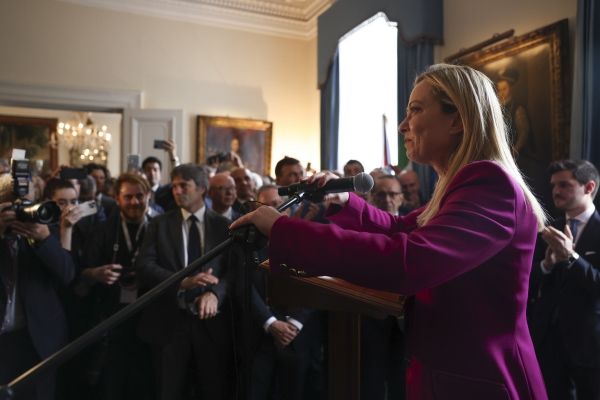 독일이나 프랑스와는 달리 조르자 멜로니 총리 정부가 정치적 안정을 구가하는 이탈리아가 유럽의 중심국으로 떠오르고 있다. ⓒUK Government/Flickr