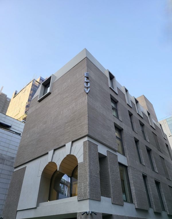 청담동 엘러브(ELUV) 신규 사옥 전경ⓒ 엘러브(ELUV)