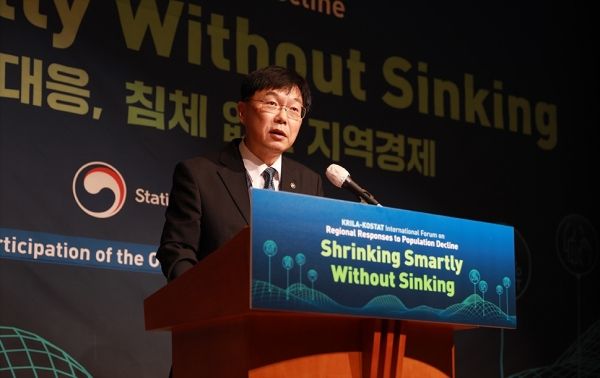 안형준 국가데이터처장은 출범사를 통해 “데이터를 수집하고 관리하는 역할을 넘어, 데이터 혁신을 주도하는 중심 기관으로 거듭나라는 국가적 사명에 부합하는 정책을 적극 추진해 나가겠다”고 밝혔다. ⓒ국가데이터처