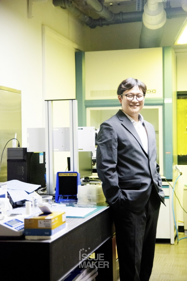 김희대 전북대 반도체과학기술학과 교수/나노반도체광학연구실(사진=임성희 기자)