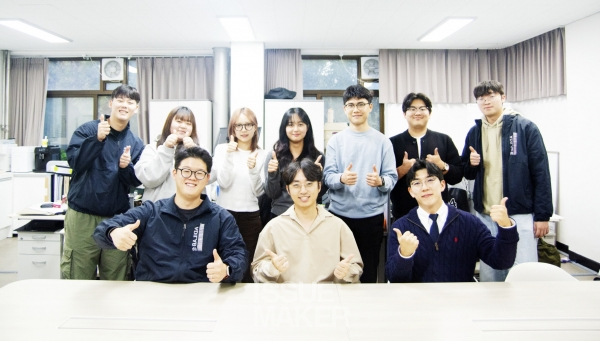 새로운 시도를 두려워하지 않는 연구문화, 그리고 즐겁게 연구할 수 있는 환경이 결국 좋은 결과로 이어진다고 믿는 양명균 교수는 학생들이 좋은 환경과 분위기에서 연구에 임할 수 있게 노력한다. 자신의 연구실보다 학생들의 연구 공간을 꾸미는 데 더 열중한다는 그다.(사진=임셩희 기자)