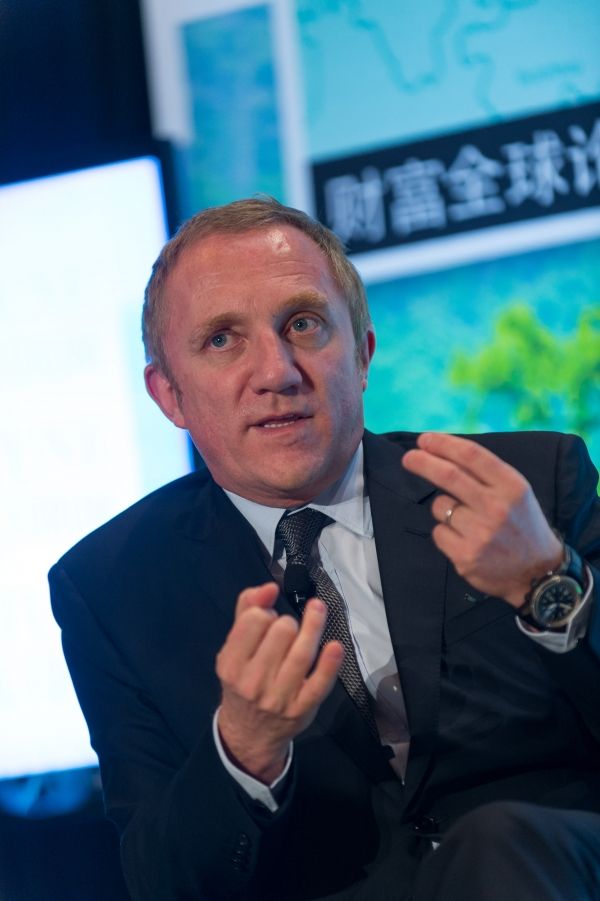 프랑소와 앙리 피노 회장은 지속 가능한 패션을 향한 비전을 제시하며 환경 보호와 사회적 책임을 강조하는 경영 철학을 실천해 왔다. ⓒStuart Isett/Fortune Global Forum/Fortune Live Media/Flickr