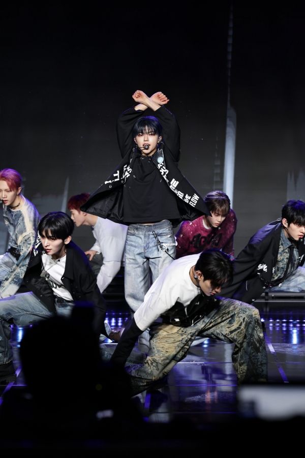 ⓒ이든엔터테인먼트