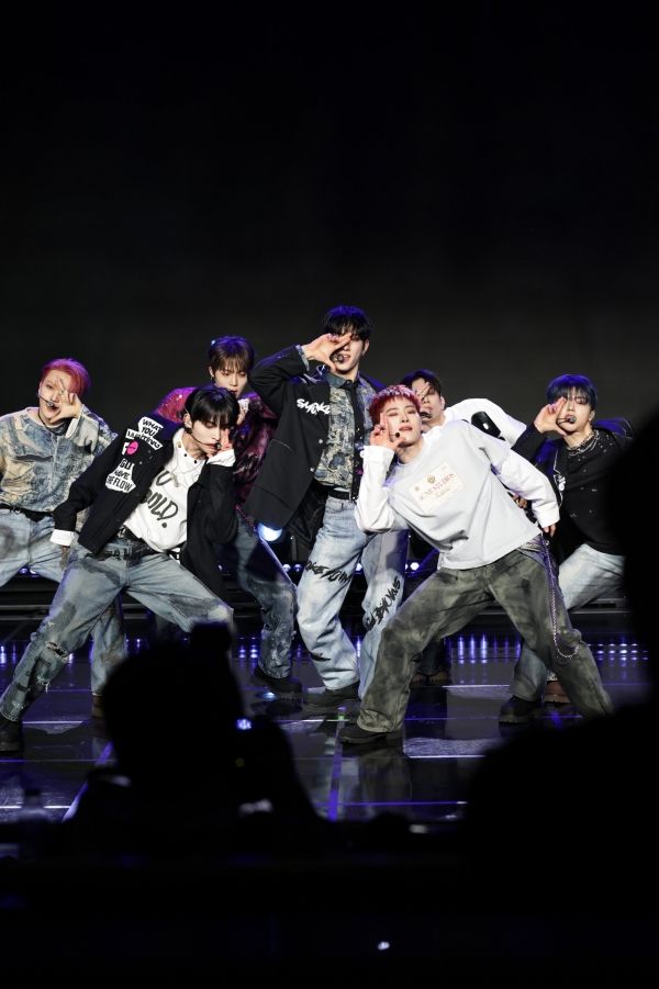 ⓒ이든엔터테인먼트