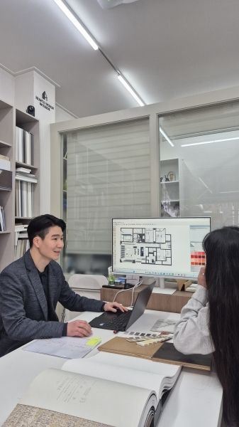 10년 이상 한 자리에서 운영되고 있는 하우투디자인은 법인 기업으로서 안정성을 갖추고 고객과의 약속을 지키며 지역과 함께 꾸준한 성장을 이루어가고 있다.ⓒ 하우투디자인