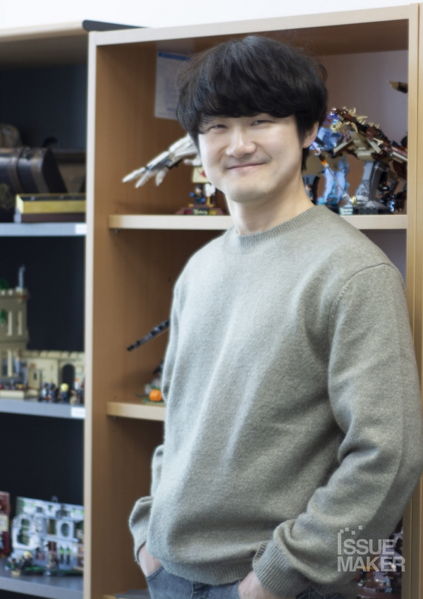 “현재는 반도체 집적회로에 대한 EDA/CAD로 특화되어 있는데, 앞으로는 모든 분야에 자동화, 최적화를 적용할 수 있는 프레임워크를 구축하는 것이 목표입니다”(사진=임성희 기자)