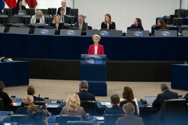 우르줄라 폰데어라이엔 EU 집행위원장은 EU 회원국 방위비 증액을 촉진하기 위해 ‘유럽 재무장 계획’을 제안했다. CC-BY-4.0: ⓒ European Union 2025- Source: EP/Flickr