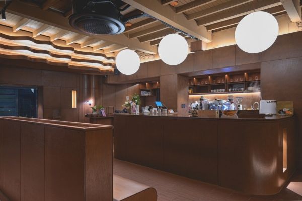 배다솜 대표의 첫 자체 프로젝트였던 ‘저스트인타임’ 카페는 단돈 2만 원을 들고, 누구나 편하게 작업을 할 수 있는 공간을 만들자는 의지에서 시작된 공간이다.ⓒ 저스트인타임