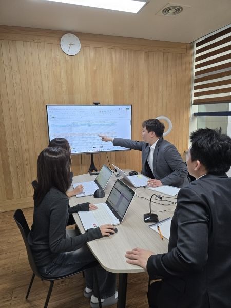 창의회계법인은 변화가 빠른 시대에 발맞춰, 맞춤형 솔루션을 디자인하는 회계법인이 되고자 끊임없는 노력을 이어 나가고 있다. ⓒ창의회계법인