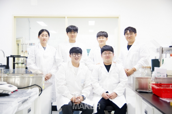 강상인 교수는 평소 학생들에게 “목표 속에 답이 있다!”라는 신념을 강조한다며 “창의적 사고, 계획적 행동을 통해 실수를 최소화하고, 능률을 최대화하여 체계적인 연구와 교육을 실현하기 위해 노력하고 있습니다”라고 말했다.(사진=임성희 기자)