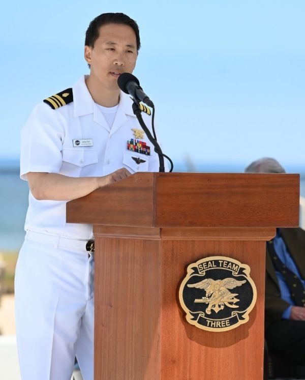 세계 최강의 특수부대, 네이비실에서 다양한 보직을 수행했던 조니 킴은 각종 훈장을 수훈하는 등 전설적인 군인으로 이름을 떨쳤다. ⓒ조니 킴 인스타그램 화면 갈무리