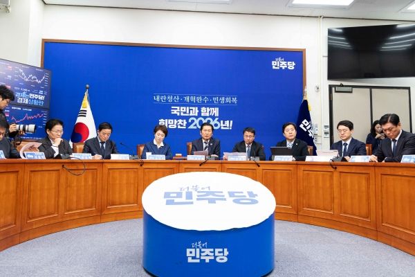 더불어민주당 최고위원들은 1인 1표제를 두고 공개 발언에서 서로를 향한 날 선 발언을 이어가고 있다. ⓒ더불어민주당